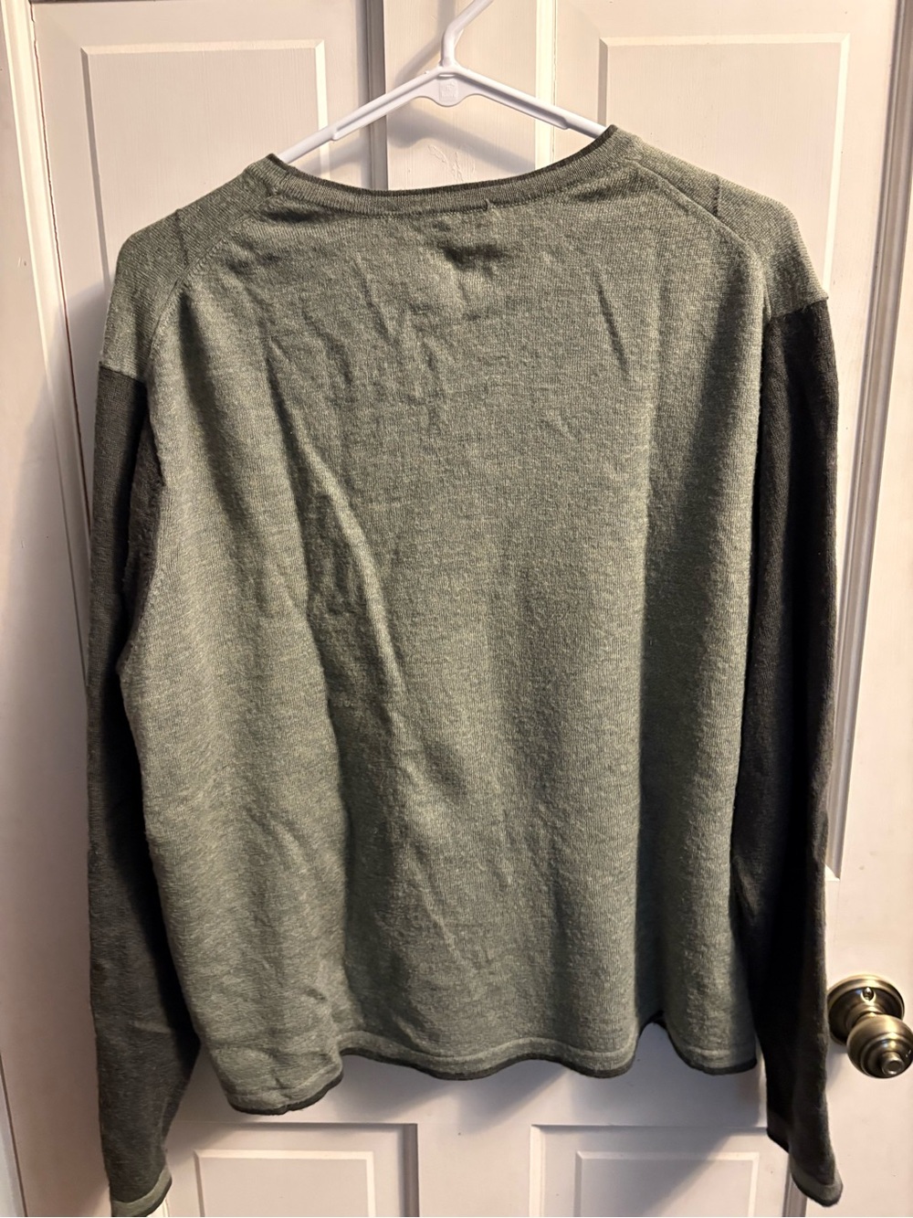 Unisex Two-Tone Olive Green Long-Sleeve Sweater